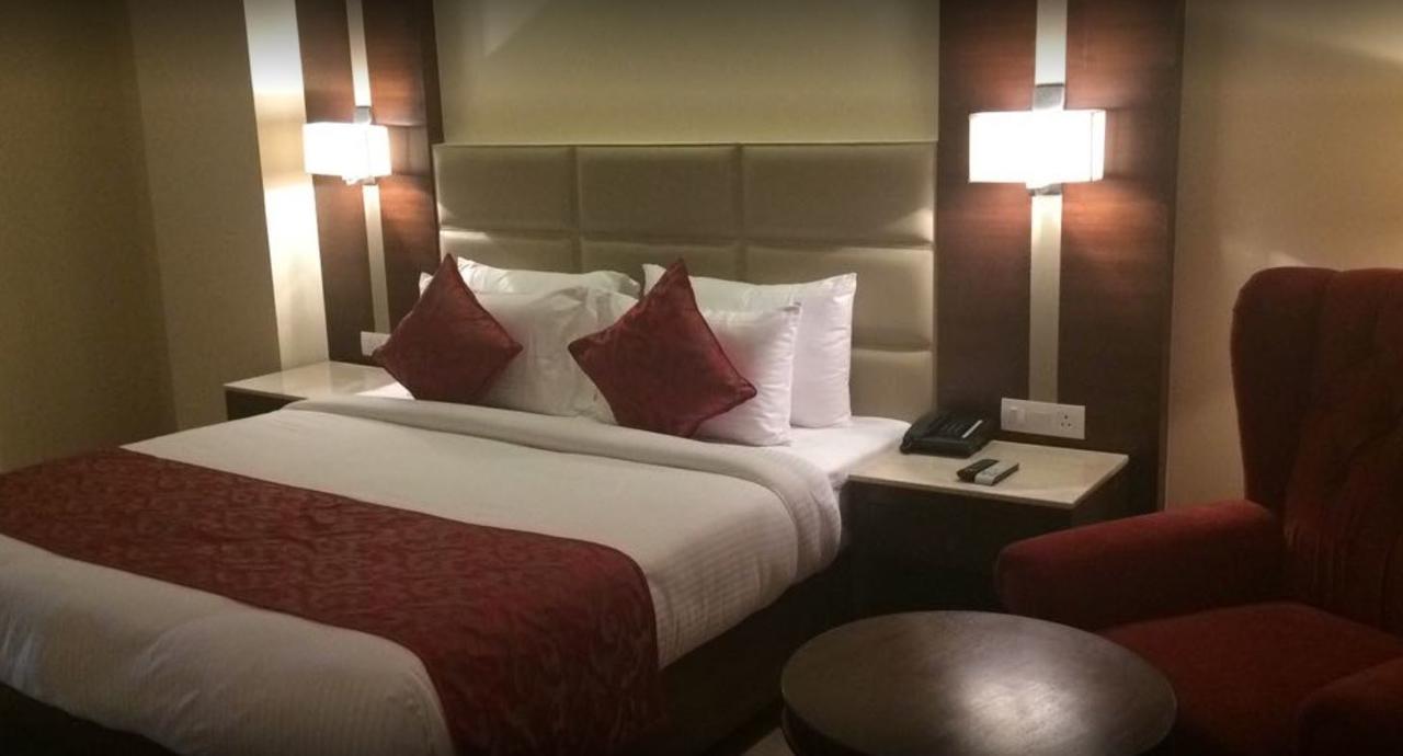 Continent Hotel Nawanshahr Nawashahr Bagian luar foto