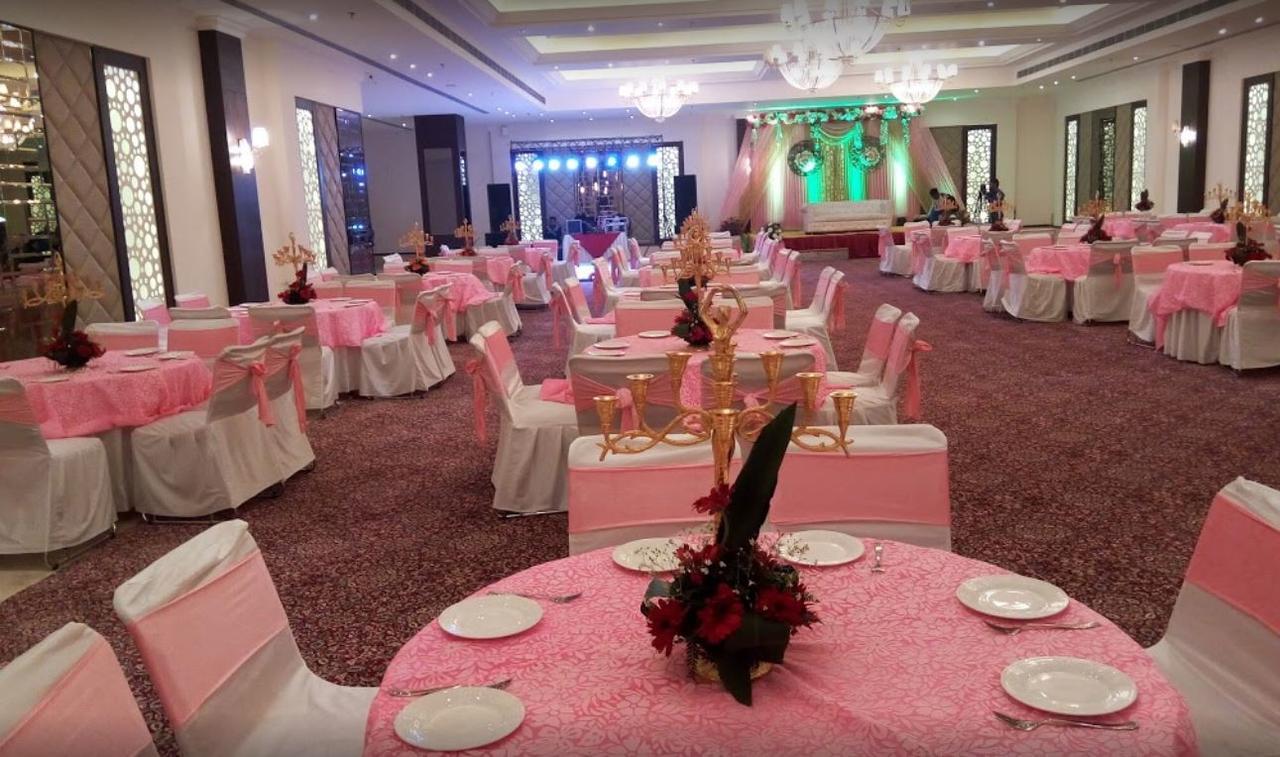 Continent Hotel Nawanshahr Nawashahr Bagian luar foto