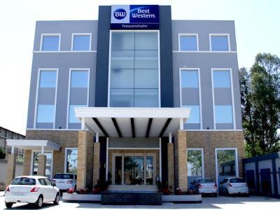 Continent Hotel Nawanshahr Nawashahr Bagian luar foto